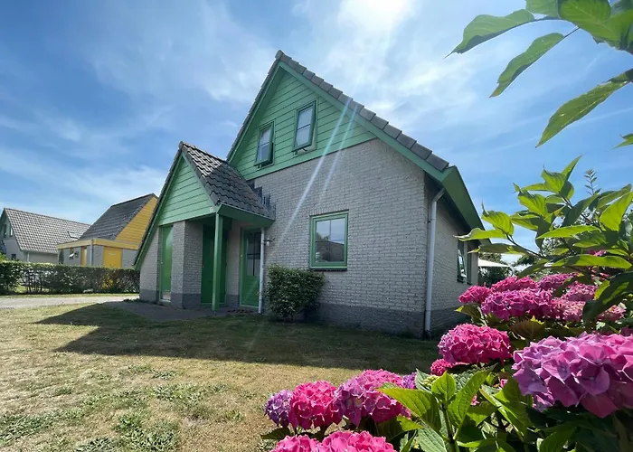 Strandparel 77 Vakantiehuis De Zandloper