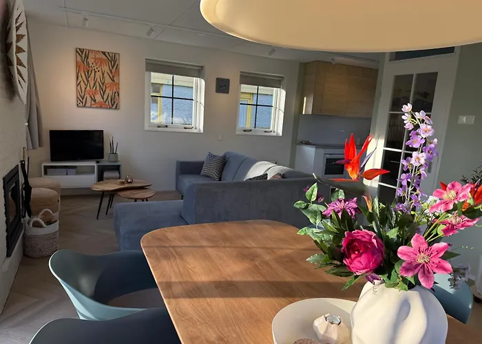 Strandparel 77 * De Zandloper