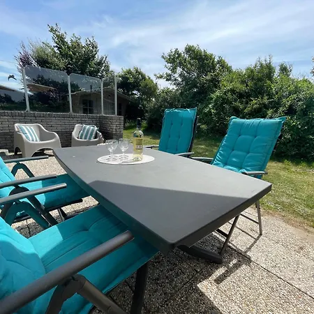 Strandparel 77 بيت للعطل *